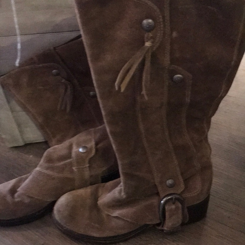 Ash brown suede western boots 37